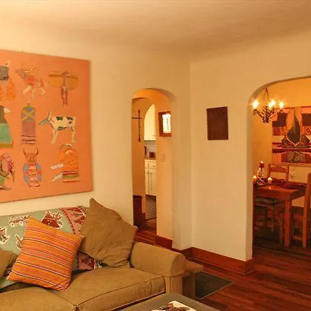 Palace Ave Casita One-bedroom Holiday *